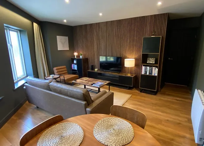 Appartamento Luxury 2 Bedroom W/ Free Parking *