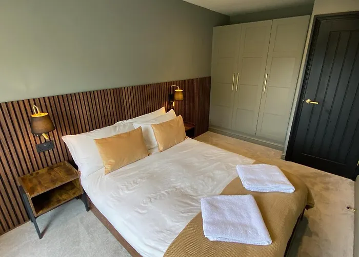 Luxury 2 Bedroom W/ Free Parking Appartamento York